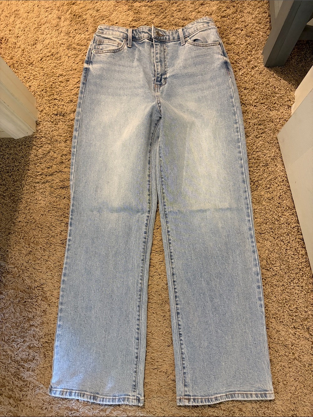 No Boundaries Light Wash Straight-Leg Jeans - Light Blue never worn